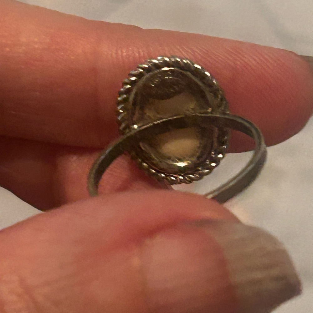 Vintage sterling silver scrimshaw ring - Picture 5 of 6